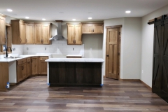 1920-kitchen-with-barn-door