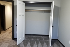 spec-basement-spare-bedroom-closet