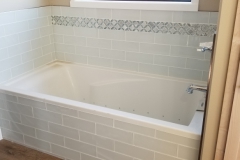 richardton master bath tub tile surround